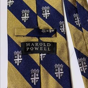 Harold Powell tie